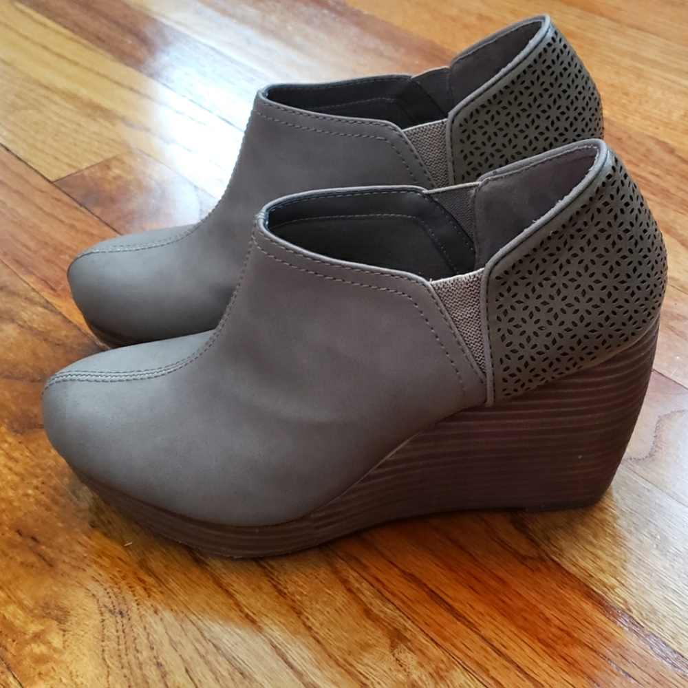 Dr. Scholls Harlow Womens Wedge Gray